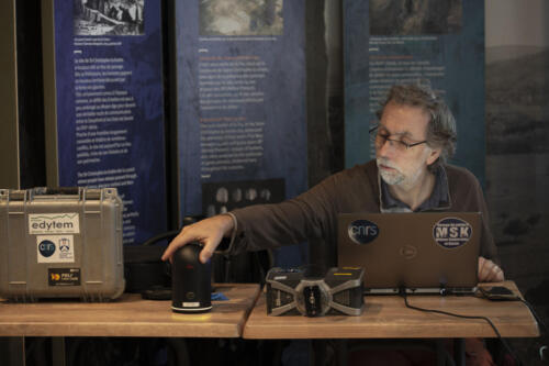 FDS2025 Savoie-Visite-CNRS-Insolite-cartographie-3D-Grotte-de-St-Christophe-6